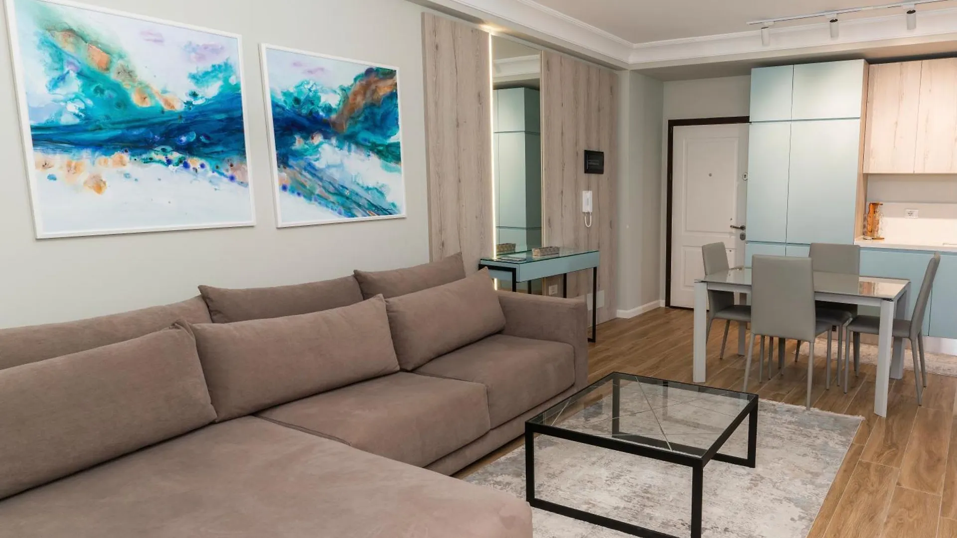 Blissful Apartments Sarandë 0*,  Albania