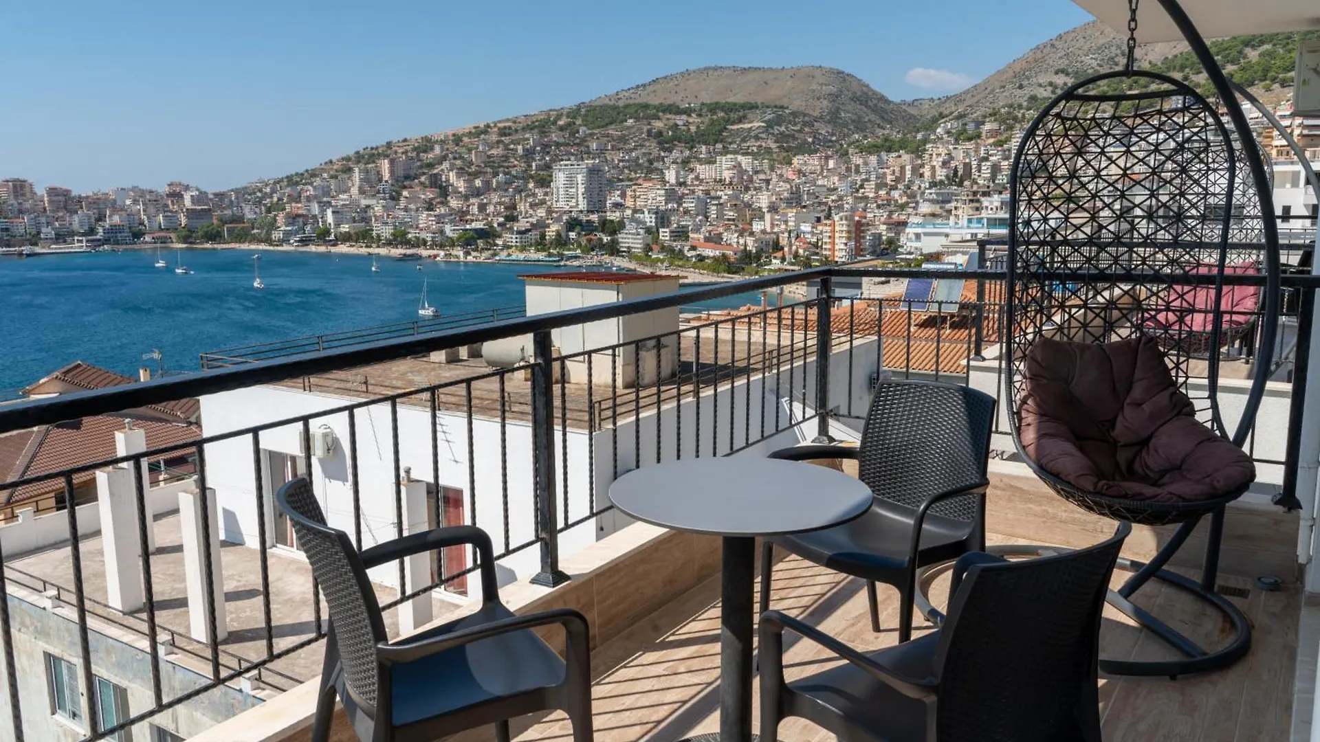 Blissful Apartments Sarandë Albania